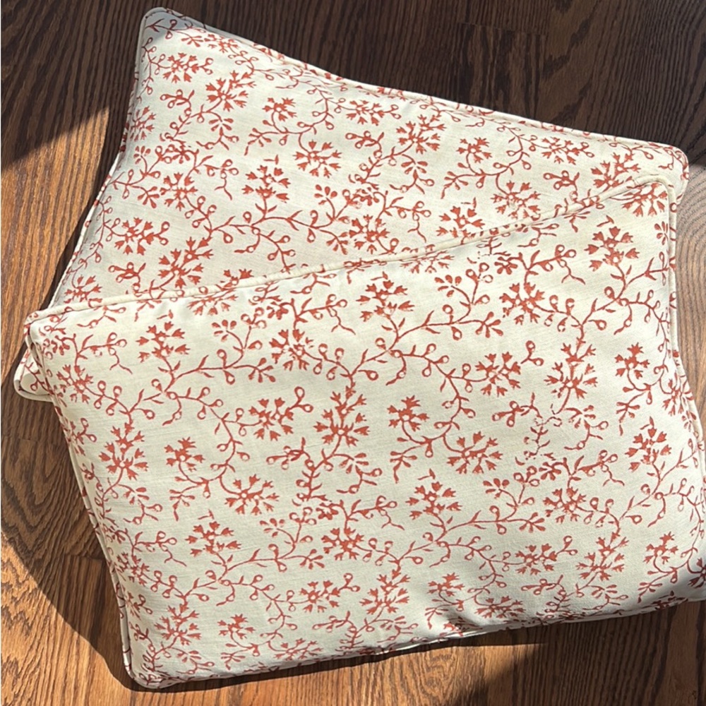 Custom made throw pillows for chairs